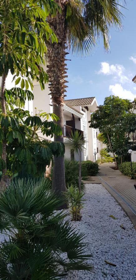 A Golf&Beach chez Pascale et Alain Alcaidesa Extérieur photo